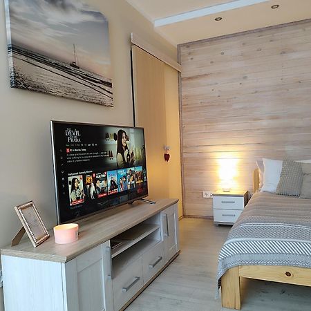 Apartamenti Miera Osta لييبايا المظهر الخارجي الصورة