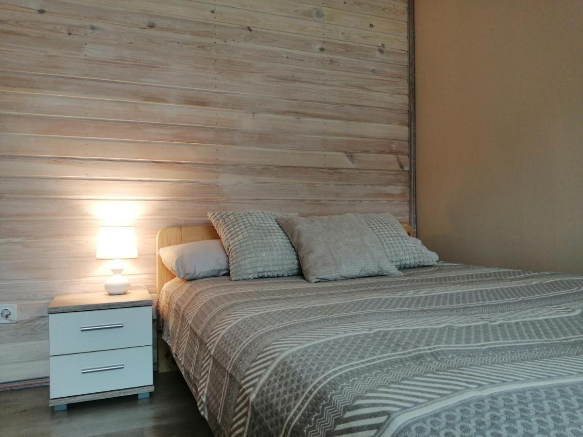 Apartamenti Miera Osta لييبايا المظهر الخارجي الصورة