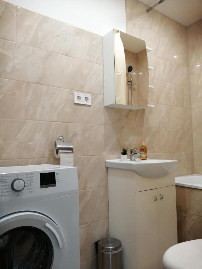 Apartamenti Miera Osta لييبايا المظهر الخارجي الصورة